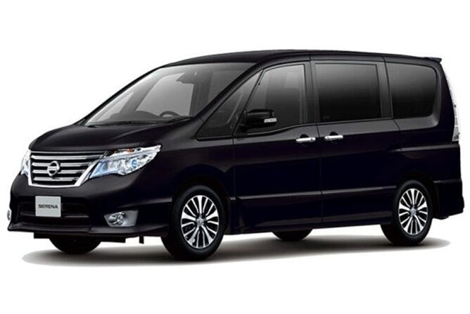Private Roundtrip Minivan Airport Transfer to Downtown Nassau - Why a private vehicle matters for a group of five