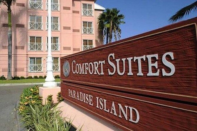 Private Roundtrip Sedan Airport Transfer to Paradise Island - What to ask before you pay