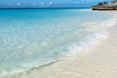Private Snorkeling or Fishing in Nassau – 55ft Cocorijo