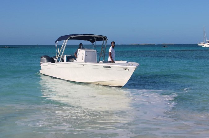 Private speed boat beach and bar hopping visiting Rose island - Snorkeling and the chance of seeing swimming pigs