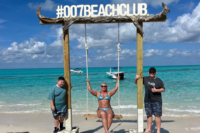 Rose Island Adventure: Snorkel, Sea Turtles, and Private Beach - Green Cay and the turtle question