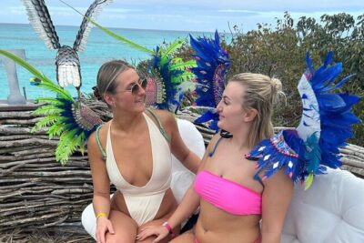 Rose Island Adventure: Snorkel, Sea Turtles, and Private Beach