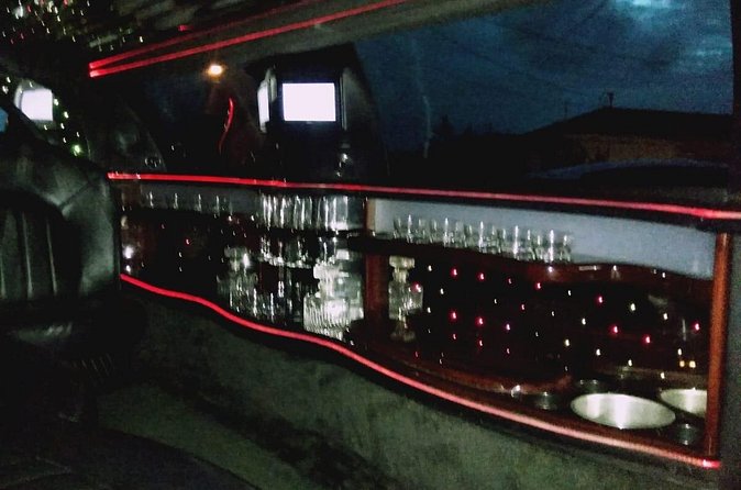 Round Trip Nassau Airport ARRIVAL (NASSAU LIMOUSINE) - Luggage, comfort, and vehicle rules