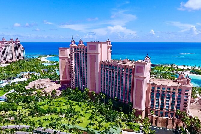 Round Trip Private Airport To Hotel Transfer in Nassau - Key points to know before booking