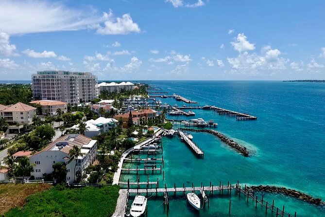 Round Trip Private Airport To Hotel Transfer in Nassau - Why the private format can be worth the price