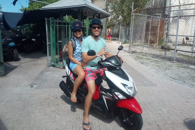 Scooter Rental (Drop-off, Pick-up Service around New Providence) - Key points at a glance