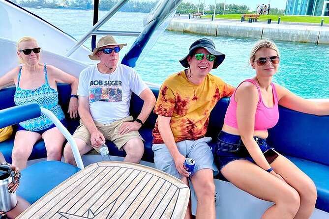 Semi Submersive Glass Bottom Boat Eco Tour in Paradise Island Bahamas - A fast start from Paradise Island Ferry Terminal