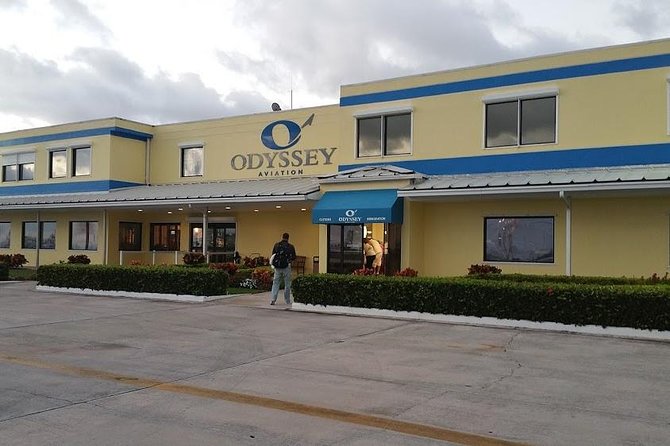 Shared Shuttle Round-Trip Airport Transportation - Who should book this Nassau shuttle?