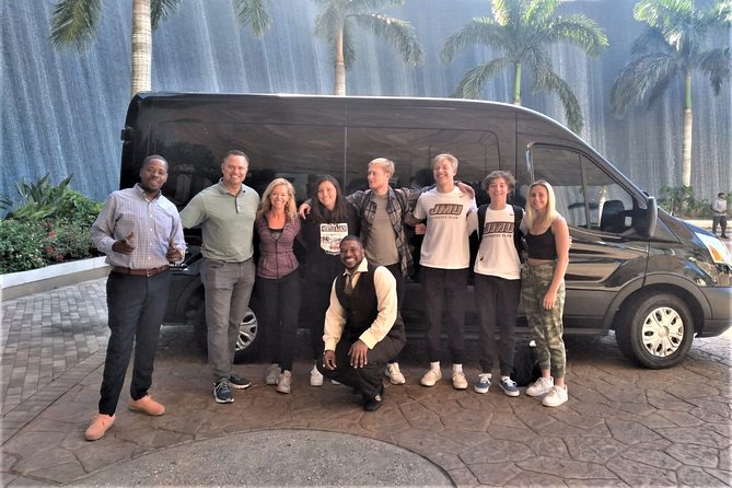 Small Group/ Family Private Roundtrip Airport Shuttle - Who gets the best value from this shuttle