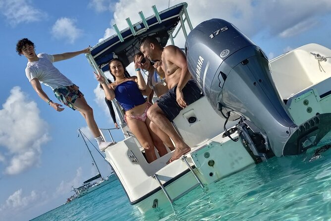 Snorkeling, Swim with Turtles & Beach Day - The Rose Island option and added costs
