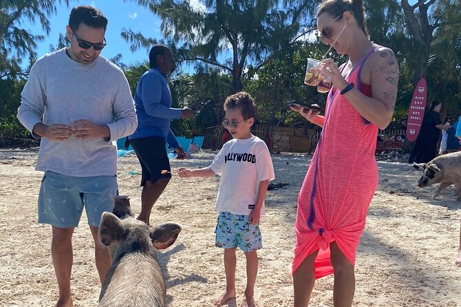 Swimming Pigs, Turtles & Reef Snorkel in Nassau-Champion Tours - A private Nassau boat day with four island stops
